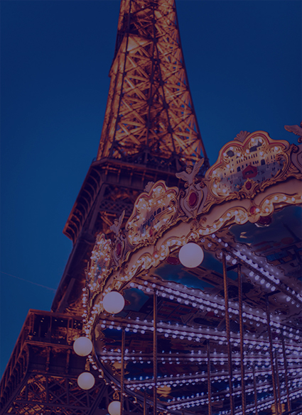 The Eiffel tower at night-time.