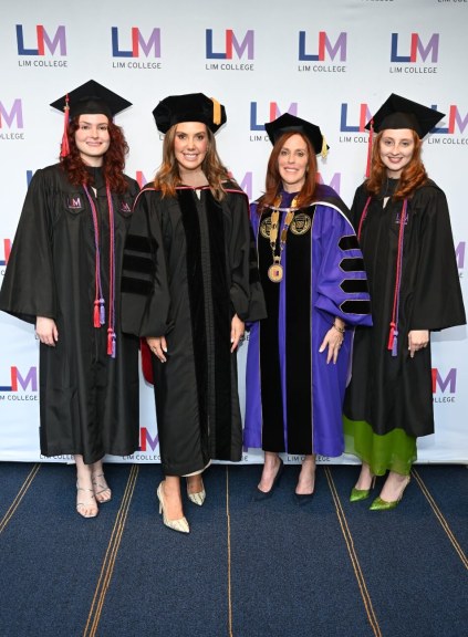 Kendra Scott with President Marcuse and Valedictorian and Salutatorian