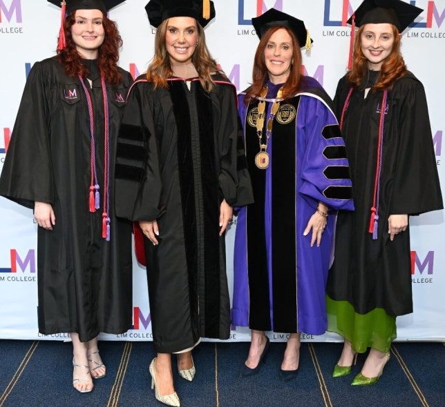 Kendra Scott with President Marcuse and Valedictorian and Salutatorian